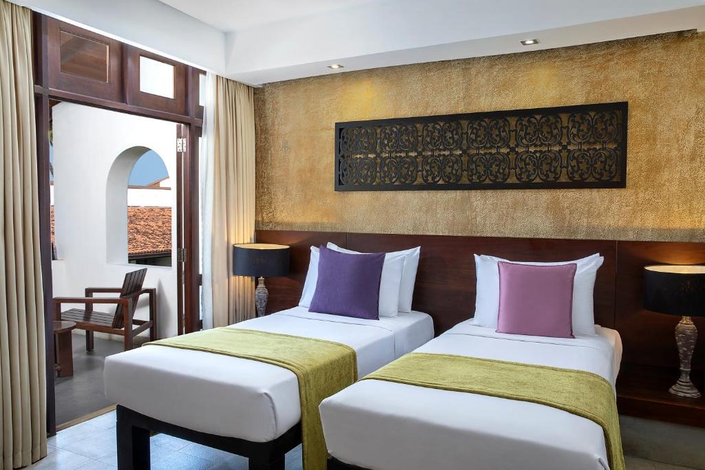 هتل آوانی کالوتارا